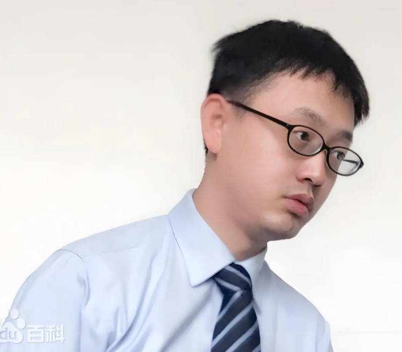 黄圣明